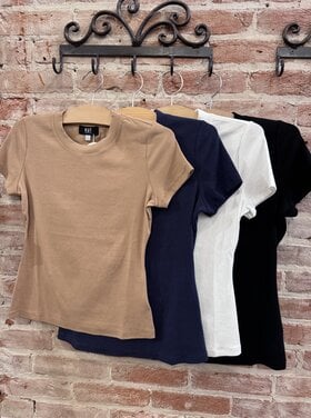 Kut from the Kloth / Swatfame Langley Short Sleeve Rib Top