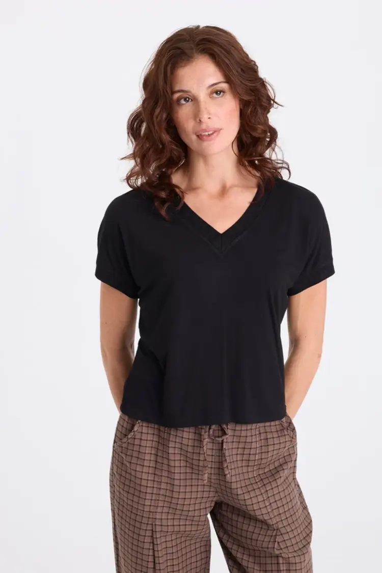 XCVI Sergius V-Neck