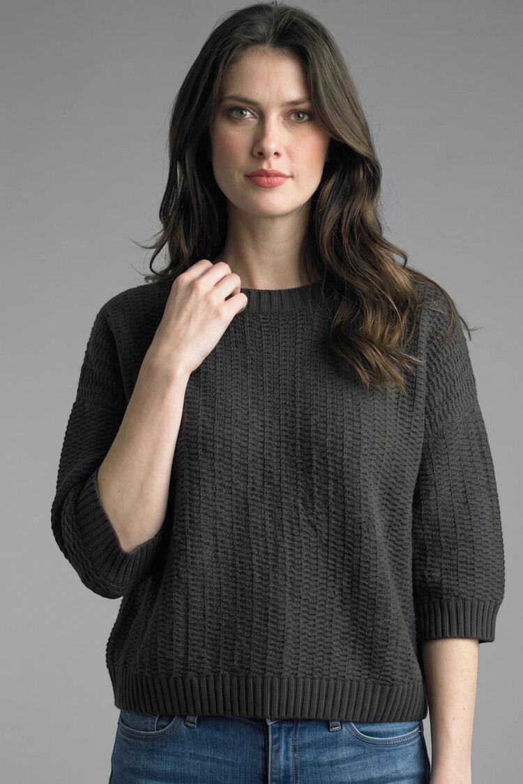 Short Sleeve Wave Sweater