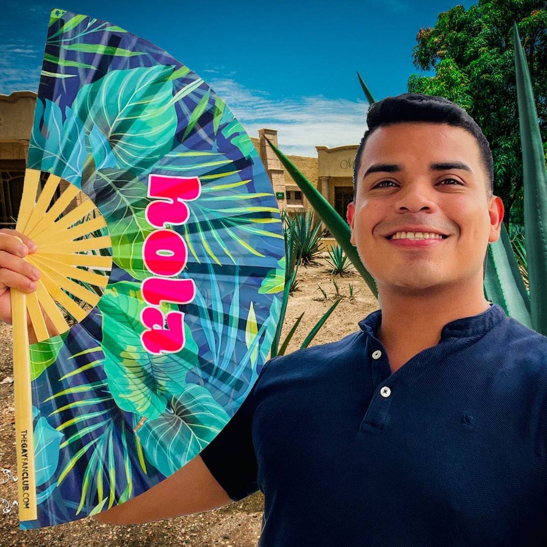 The Gay Fan Club Hola