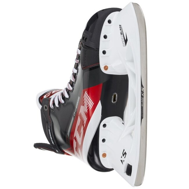CCM JETSPEED FT4 SKATE INTERMEDIATE