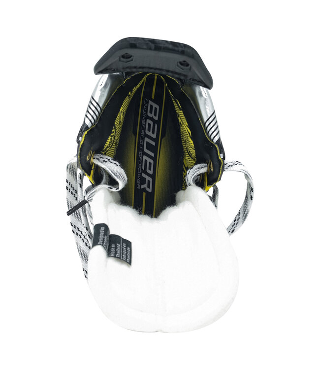 BAUER S22 SKATE SUPREME M5 PRO JUNIOR