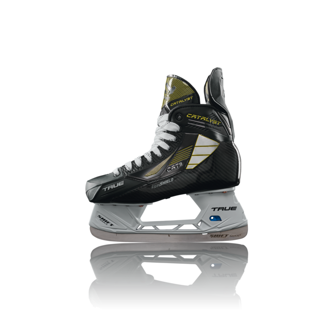 TRUE S22 CATALYST9 SKATES INTERMEDIATE