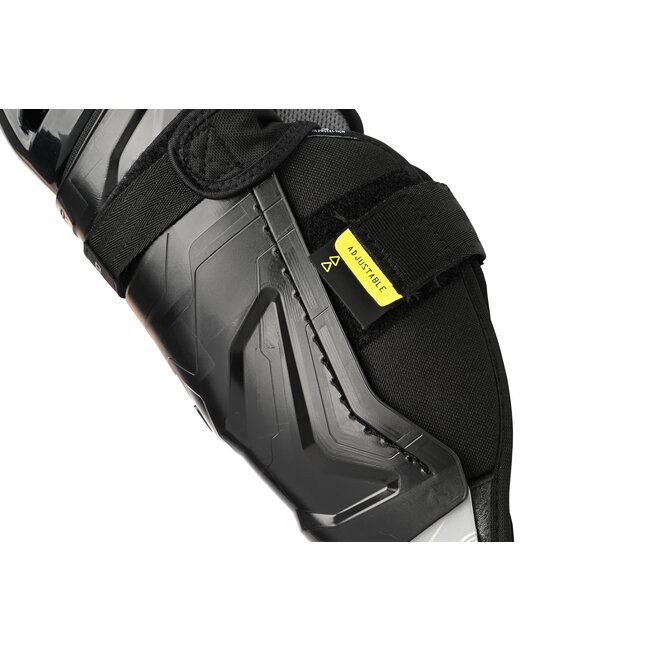 BAUER S23 SUPREME M5 PRO SHIN GUARDS JUNIOR