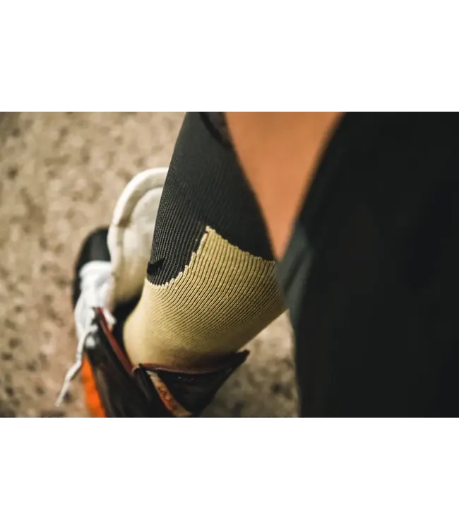 HOWIES CUT-RESISTANT SOCK