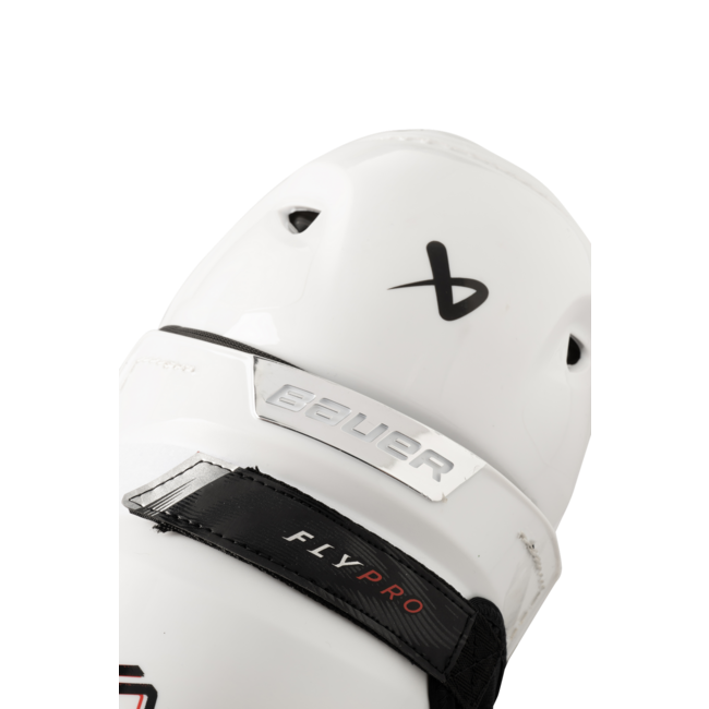 BAUER S25 VAPOR FLYPRO SHIN GUARDS JUNIOR