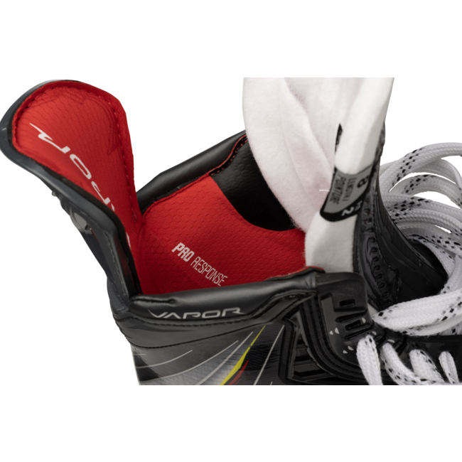 BAUER S25 VAPOR FLYPRO SKATES SENIOR