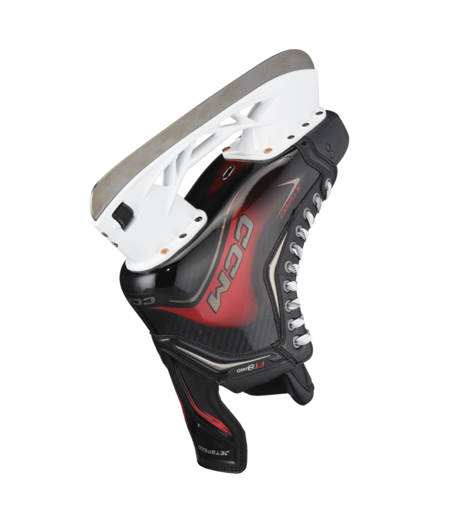 CCM S25 JETSPEED FT8 PRO SKATE INTERMEDIATE