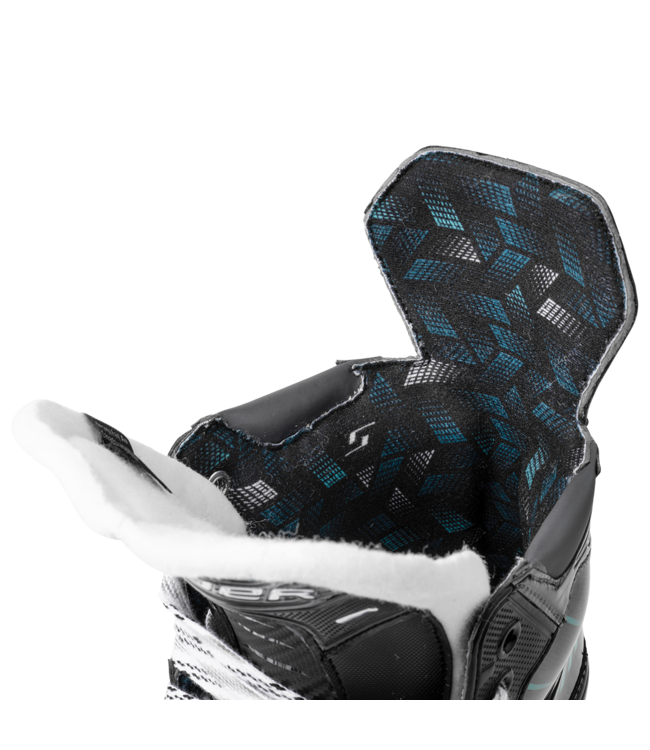BAUER S26 SUPREME F30 INT SKATES