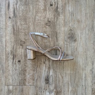 Pelle Moda Viena2 Sandal