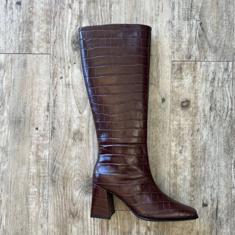 Intentionally Blank Intentionally ______ TGIF Tall Boot