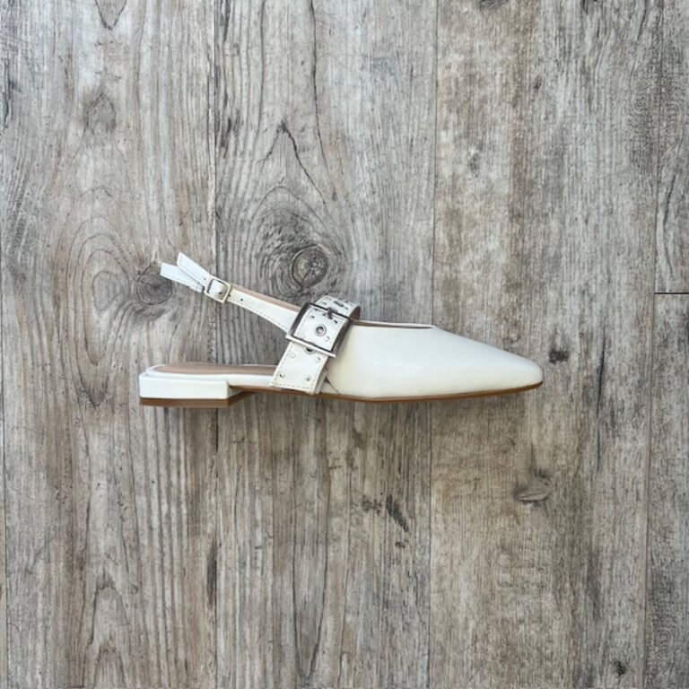 Intentionally Blank Intentionally ______ Pearl Buckle Flat