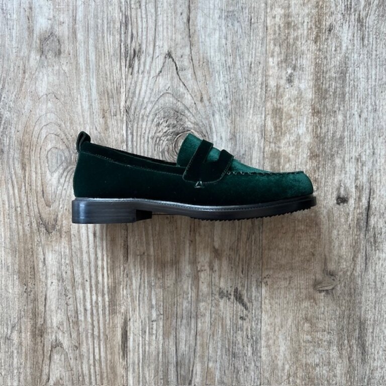 Kelsi Dagger Kelsi Dagger Lens Velvet Loafer