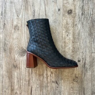 Alohas Alohas West Braided Bootie