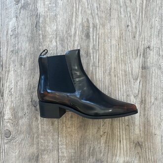 Intentionally Blank Intentionally _____ Ratio Bootie