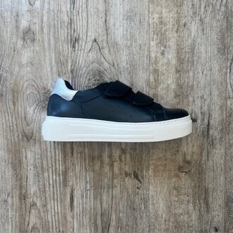 Seychelles Seychelles Trading Places Sneaker