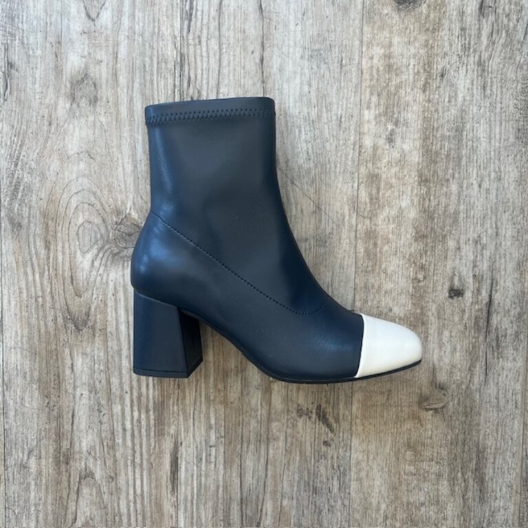 BC Footwear BC Footwear Told Ya So Bootie