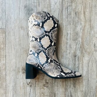 Intentionally Blank Intentionally _____ Worth Midi Boot