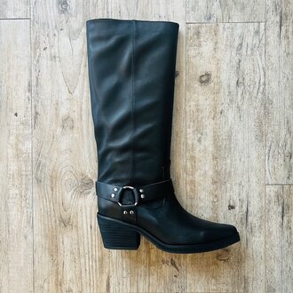 Intentionally Blank Intentionally _____ Josephine Tall Boot