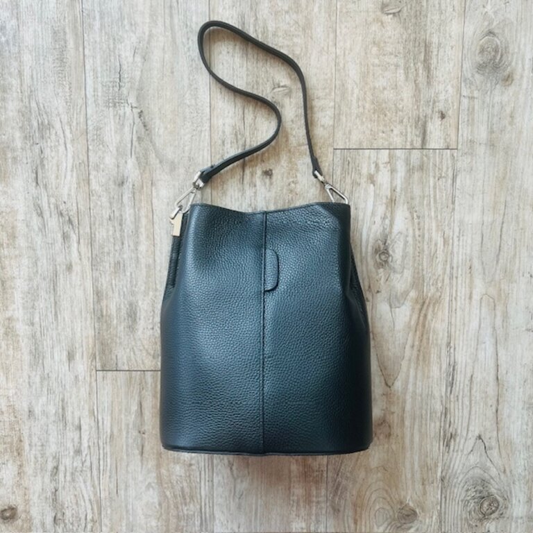 Jijou Capri Jijou Capri Leather Bucket Bag