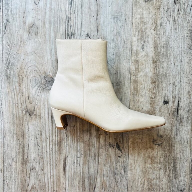 Intentionally Blank Intentionally _____ Lexi Bootie