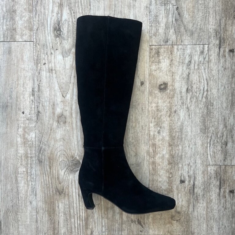 Intentionally Blank Intentionally _____ Filmore Tall Boot