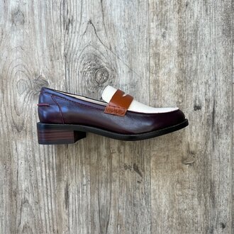 Intentionally Blank Intentionally _____ Next Door Loafer