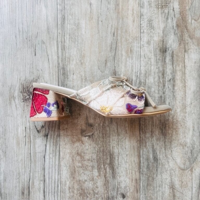 Oasis Society Oasis Society The Emerald Bow Slide