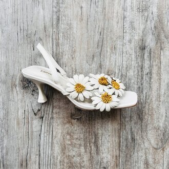Larroude Larroude Fiore Daisy Slingback