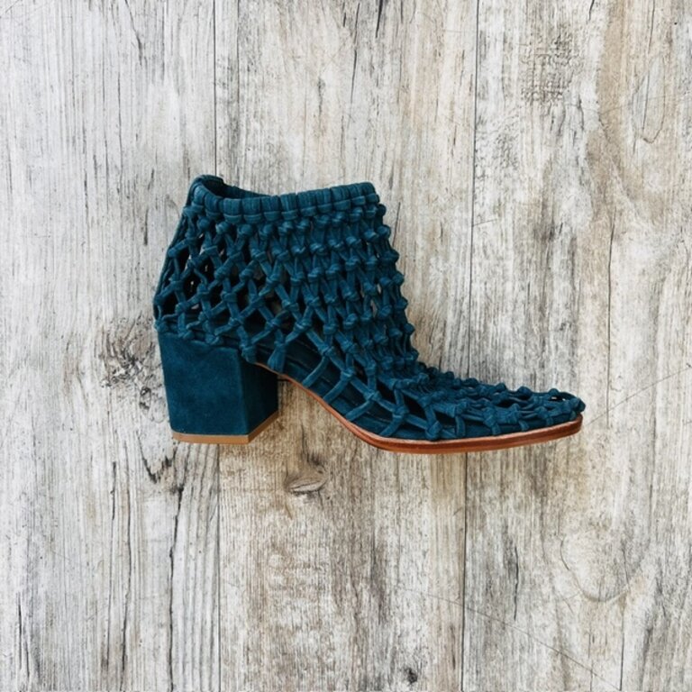 Cecelia New York Cecelia NY Never Woven Bootie TS
