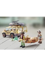 Playmobil Cross Country Vehicle w Lions 4+