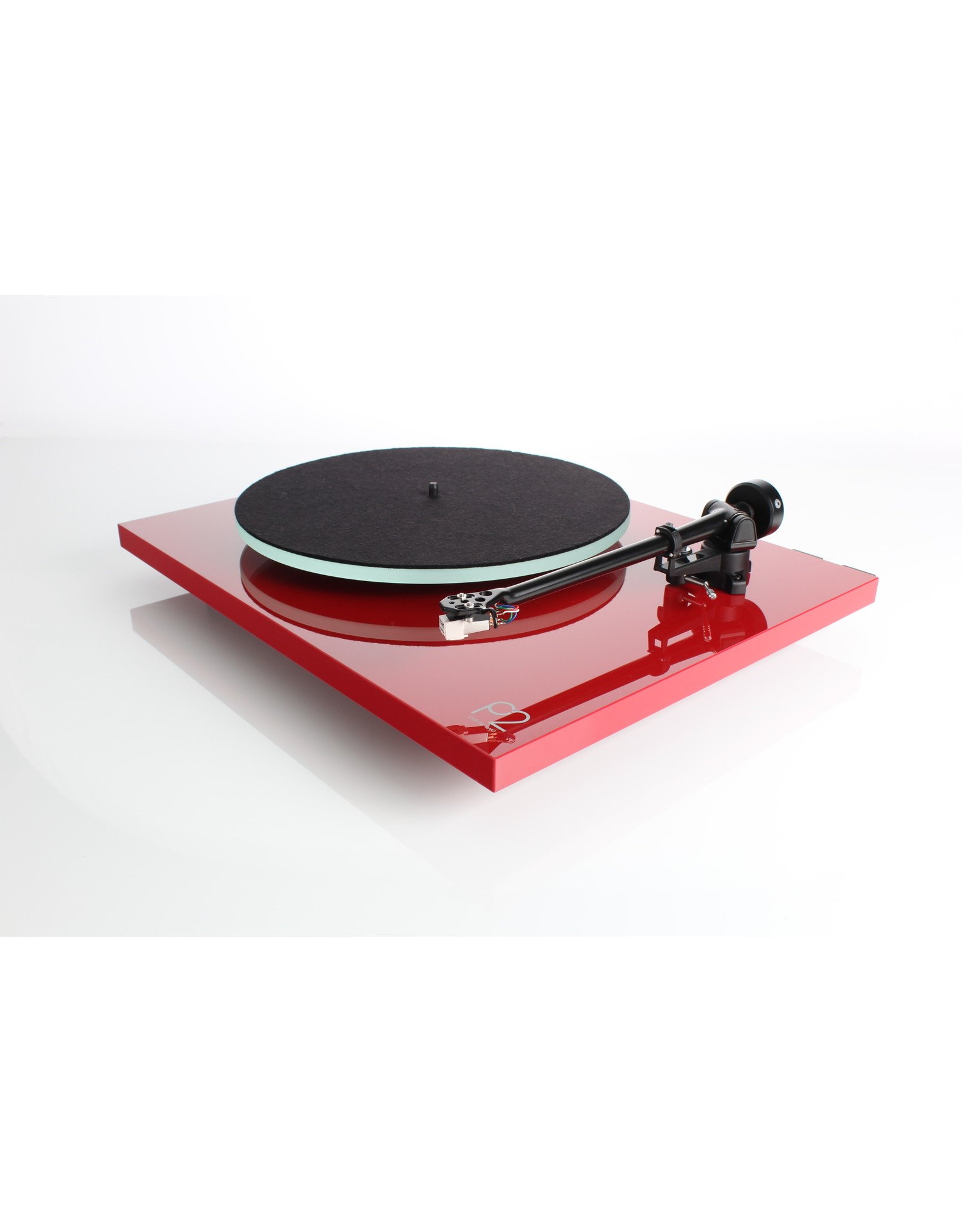 Rega planar 2 walnut avec cellule carbon mm platine vinyle platine