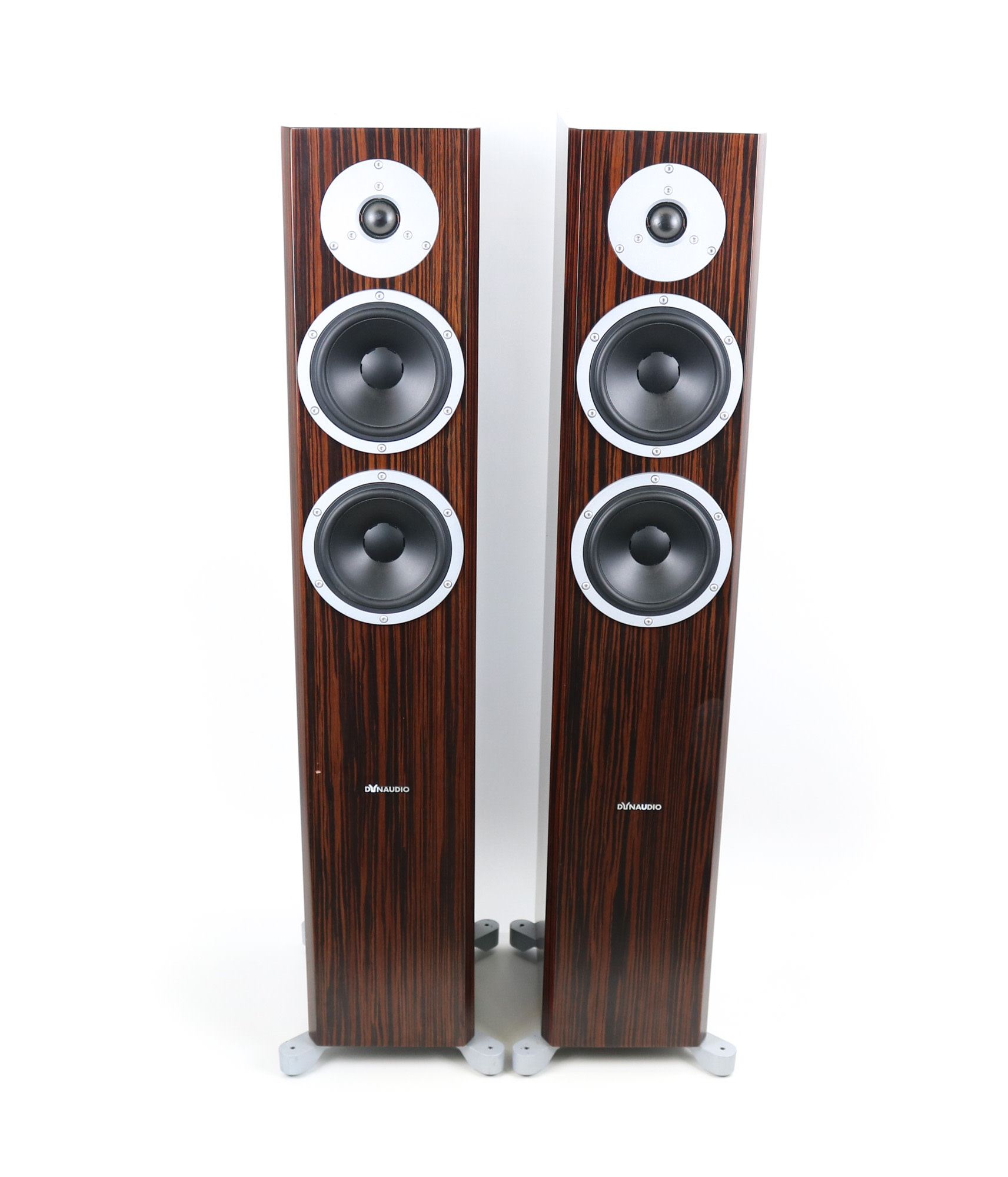dynaudio x 34