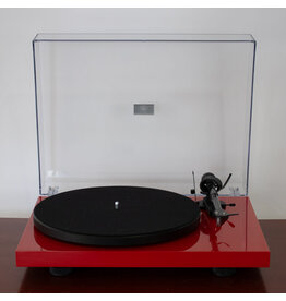 Pro-Ject Pro-Ject Debut Carbon DC Red Turntable USED