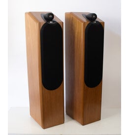 B&W B&W CDM-7NT Floorstanding Speakers USED