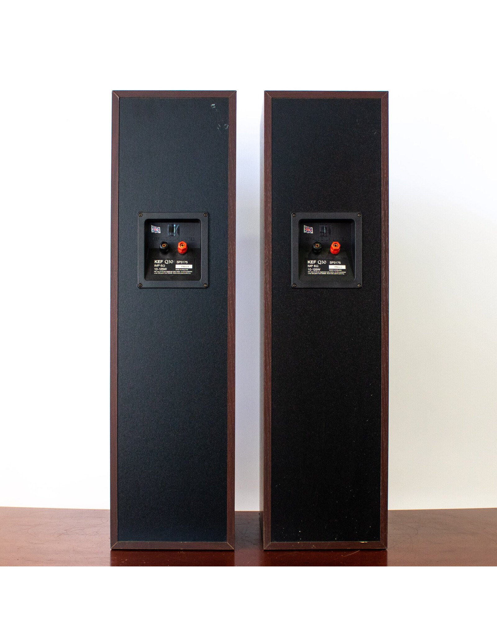 KEF KEF Q30 Floorstanding Speakers USED