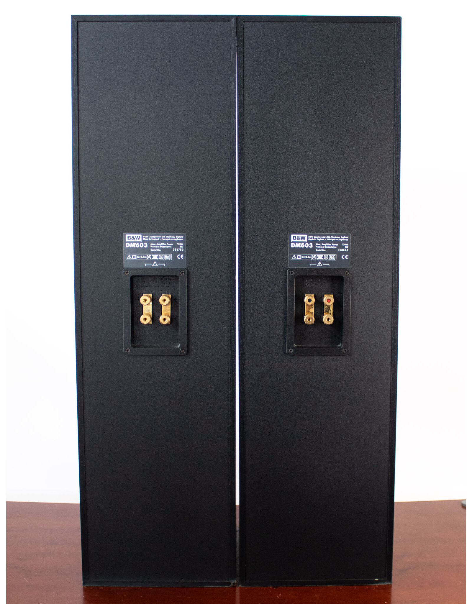 B&W B&W DM603 Floorstanding Speakers USED