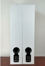 B&W B&W 702 s2 Floorstanding Speakers USED