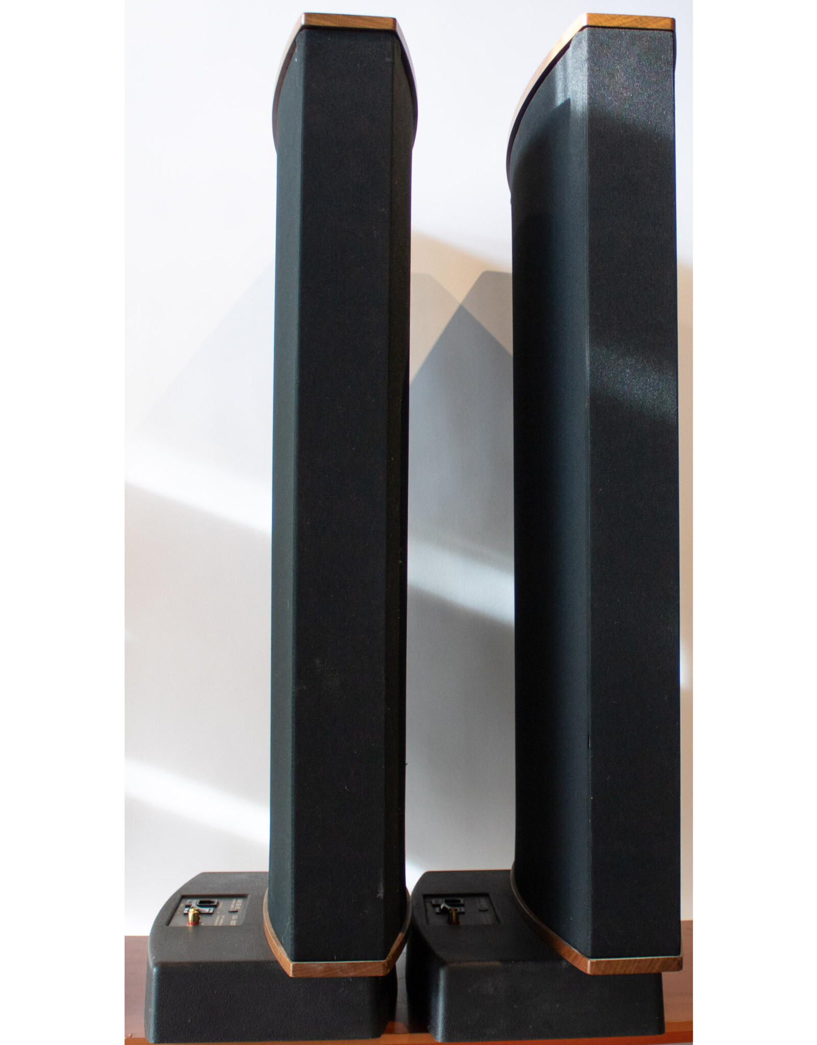 Quad Quad ESL 63 Floorstanding Speakers USED