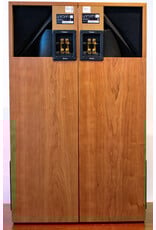 Larsen Larsen 8.2 Floorstanding Speakers USED