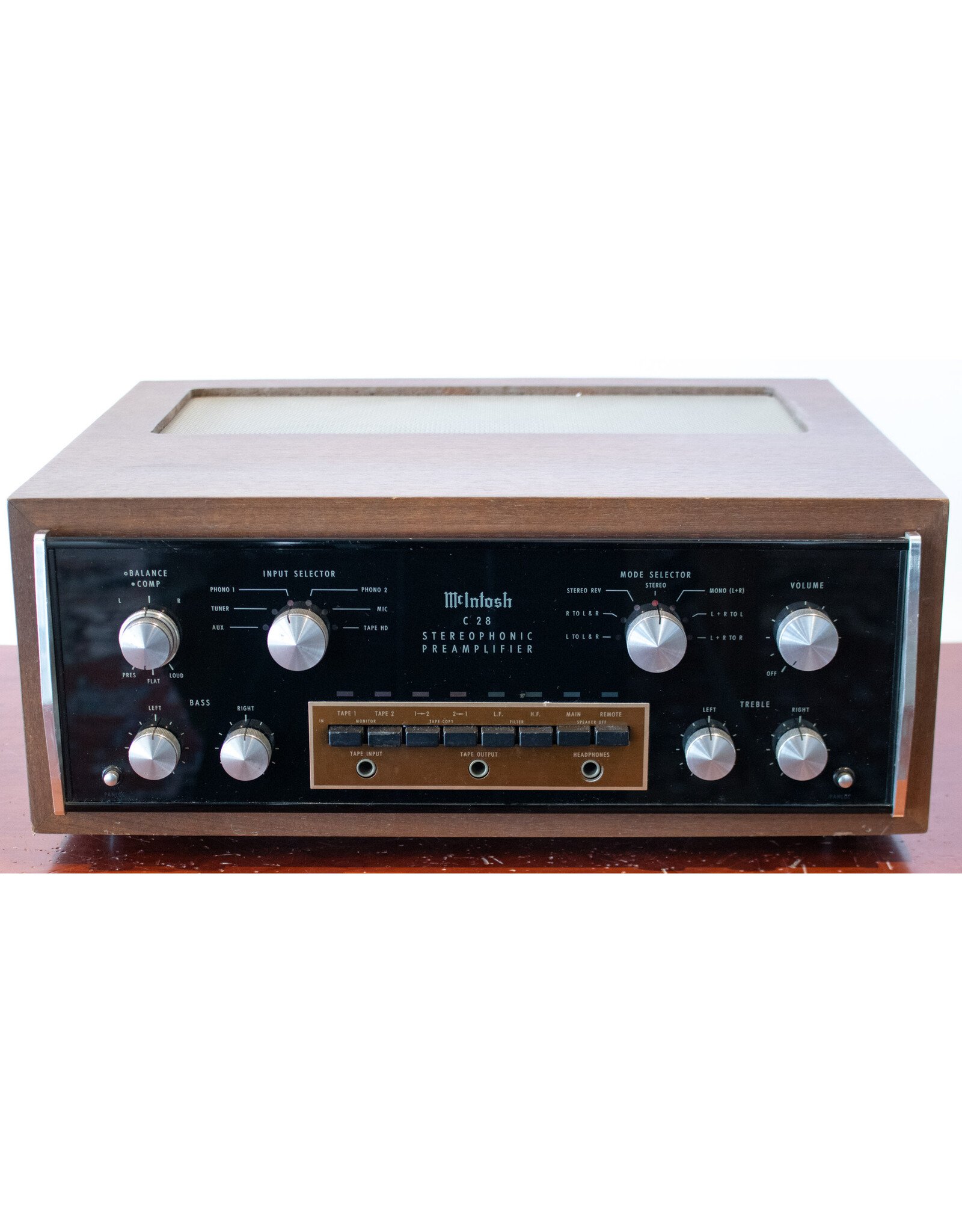 McIntosh McIntosh C28 Preamp USED