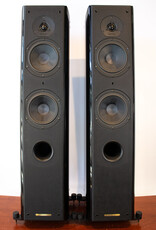 Sonus Faber Sonus Faber Grand Piano Floorstanding Speakers USED