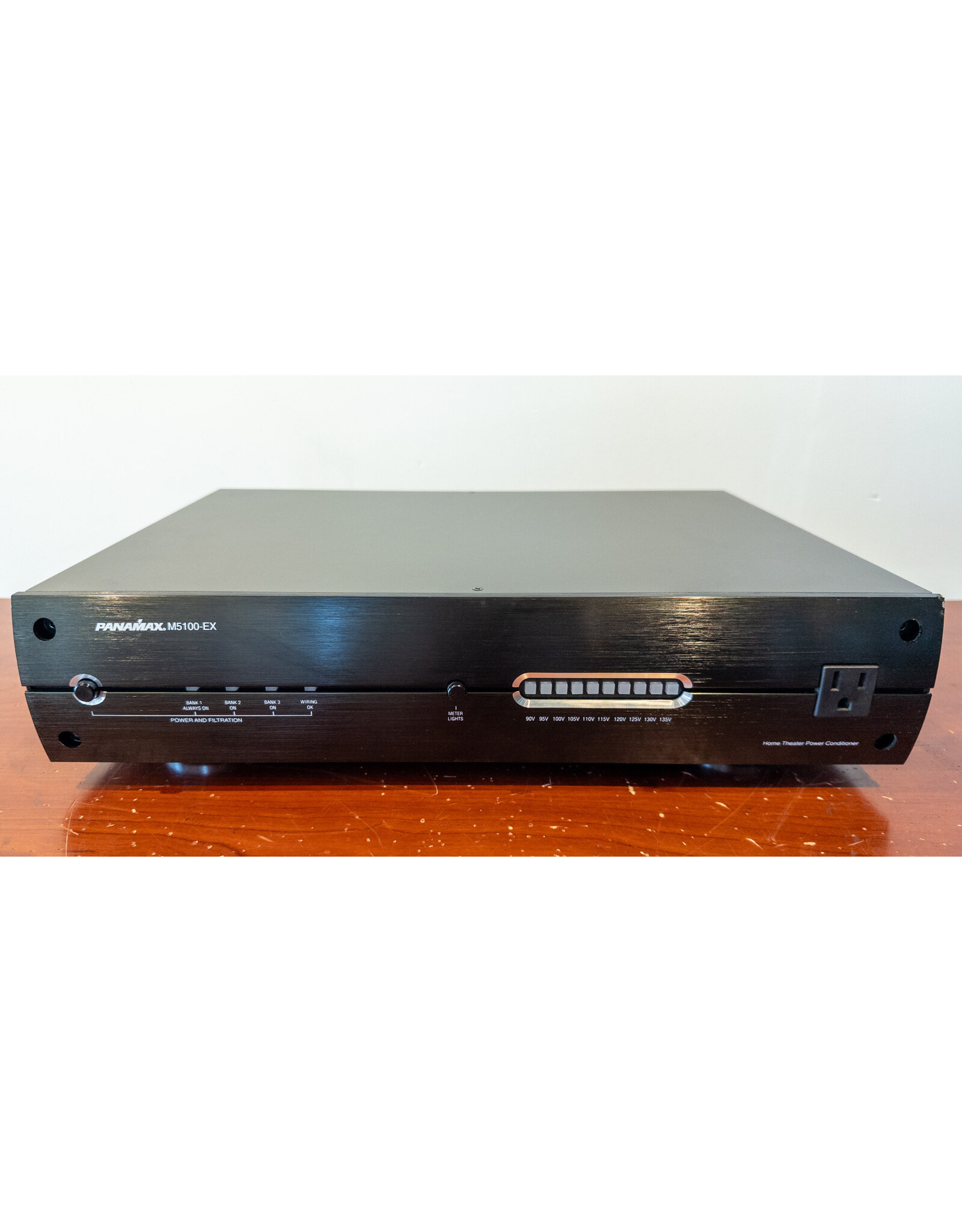Panamax Panamax M5100-EX Power Conditioner USED