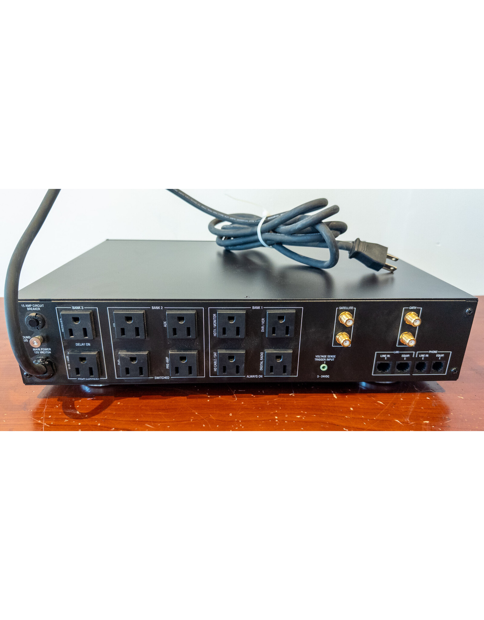 Panamax Panamax M5100-EX Power Conditioner USED