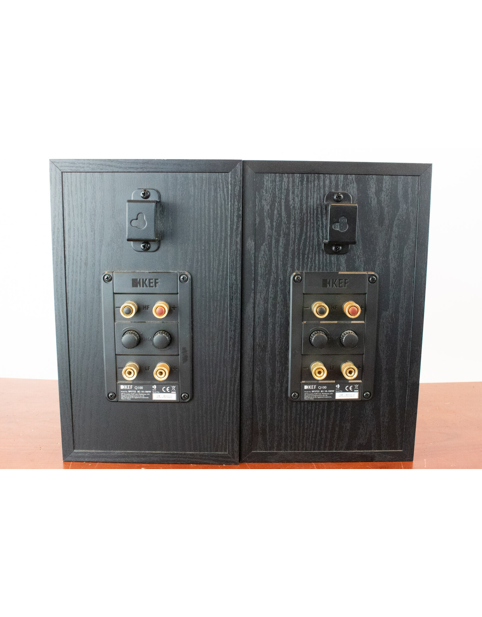 KEF KEF Q100 Bookshelf Speakers USED