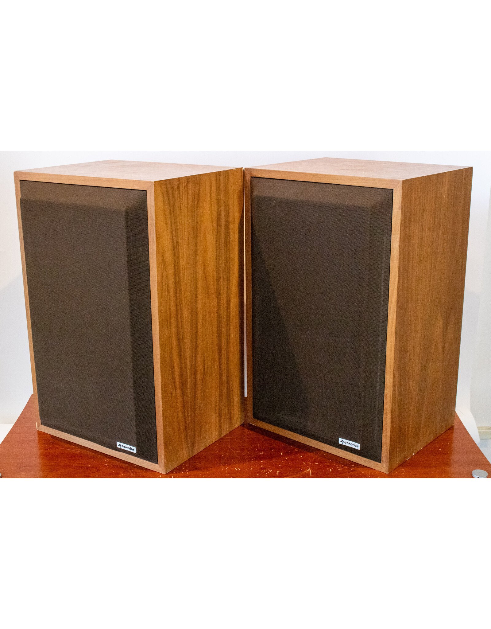 Speakerlab Speakerlab 2 Floorstanding Speakers USED