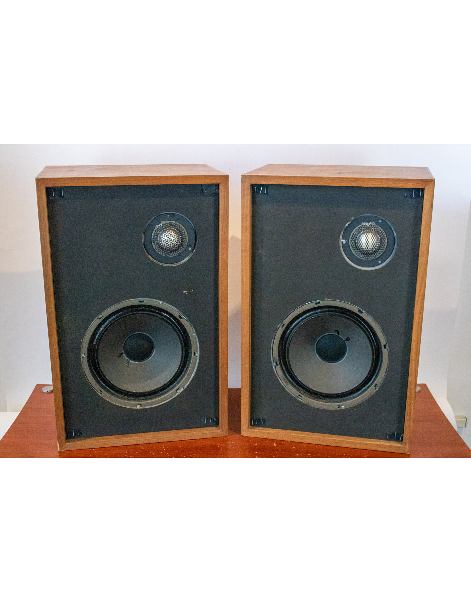 Speakerlab Speakerlab 2 Floorstanding Speakers USED