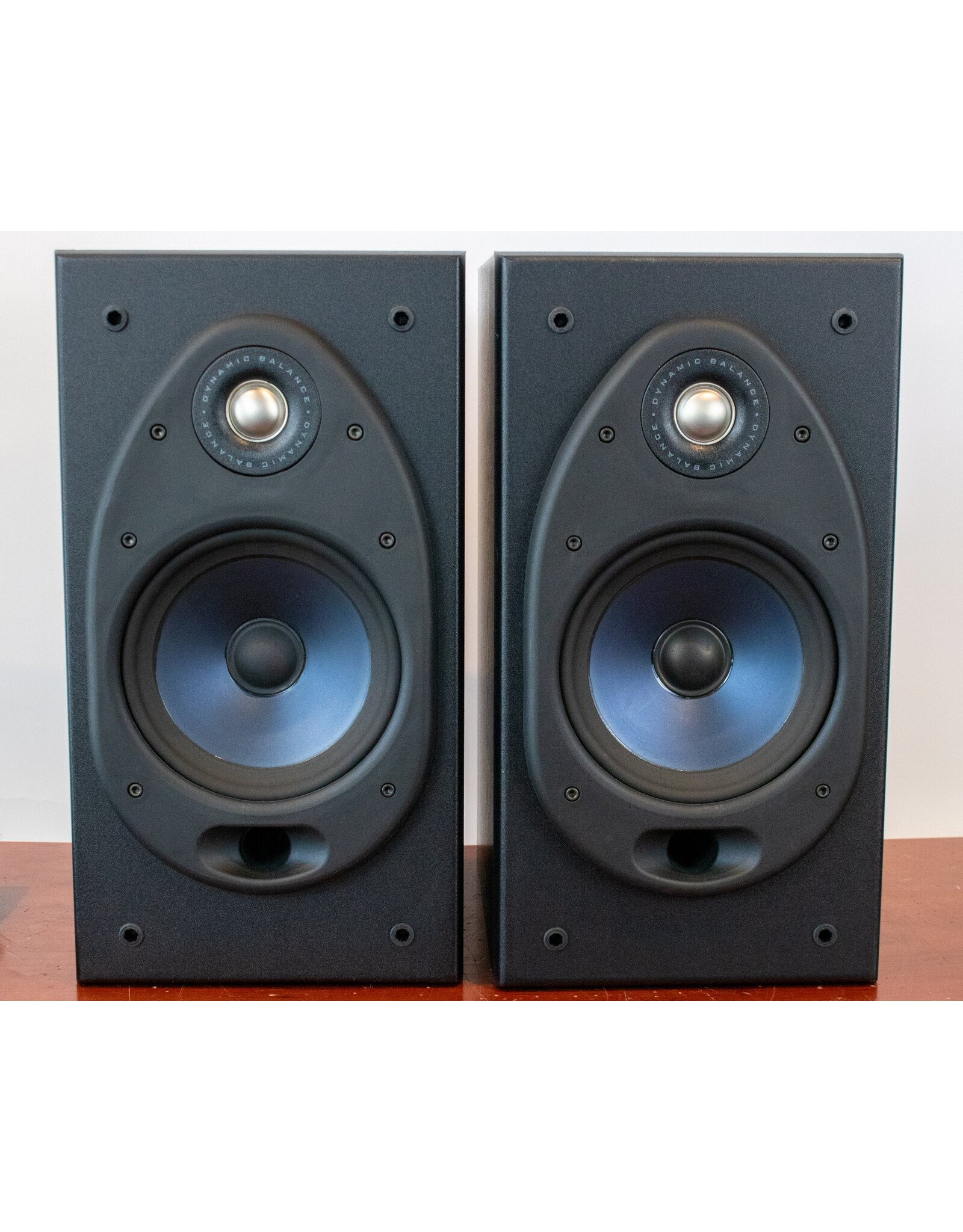 Polk Audio Polk Audio RT35i Bookshelf Speakers USED