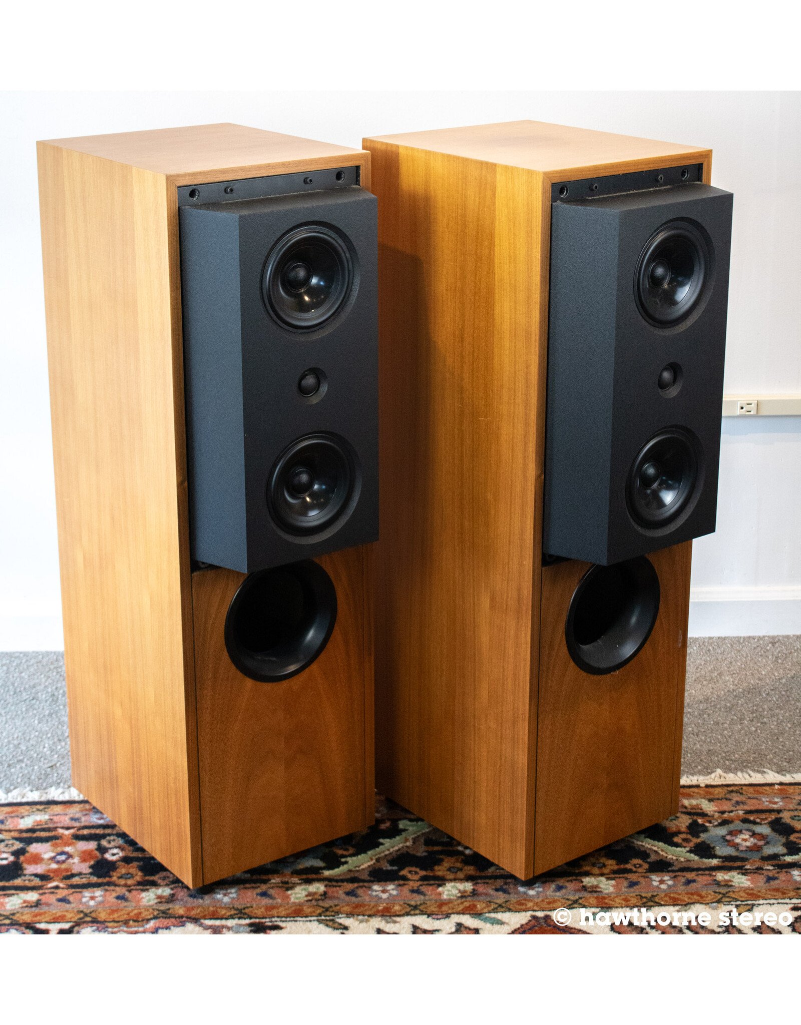 KEF KEF 104/2 Floorstanding Speakers USED