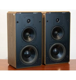 Boston Acoustics Boston Acoustics HD-9 Bookshelf Speakers USED